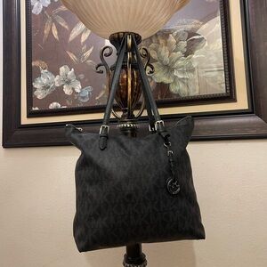 Michael Kors Black Tote Bag. Please read Description Notes